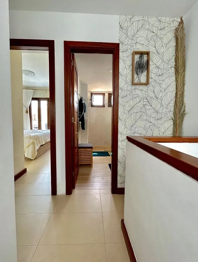 Casa Bleu 2 Floors ,2 Bedrooms ,Equipped Kitchen ,Balcony ,Terrace And Grill Puerto Calero
