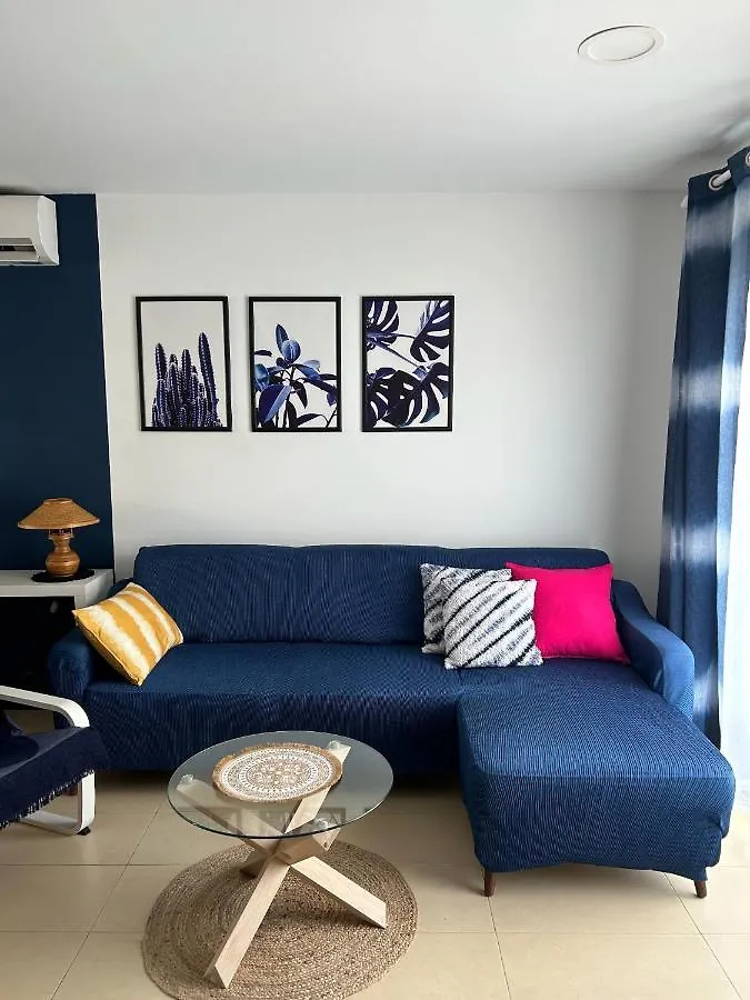 Casa Bleu 2 Floors ,2 Bedrooms ,Equipped Kitchen ,Balcony ,Terrace And Grill Puerto Calero