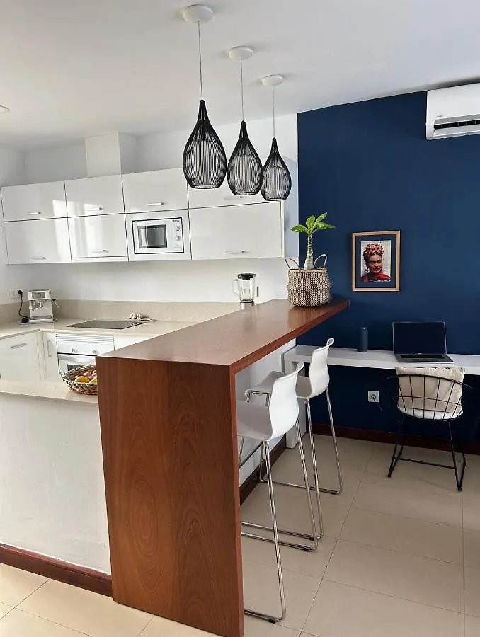 Holiday home Casa Bleu 2 Floors ,2 Bedrooms ,Equipped Kitchen ,Balcony ,Terrace And Grill Puerto Calero