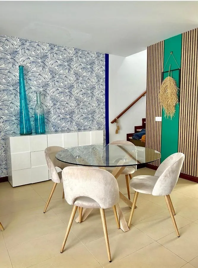 Casa vacanze Casa Bleu 2 Floors ,2 Bedrooms ,Equipped Kitchen ,Balcony ,Terrace And Grill Puerto Calero Spagna